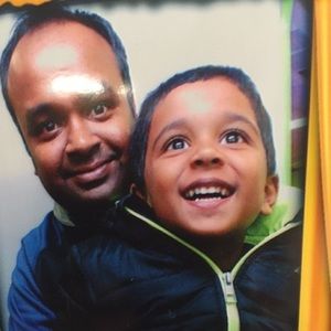 Meet your Posher, Amit